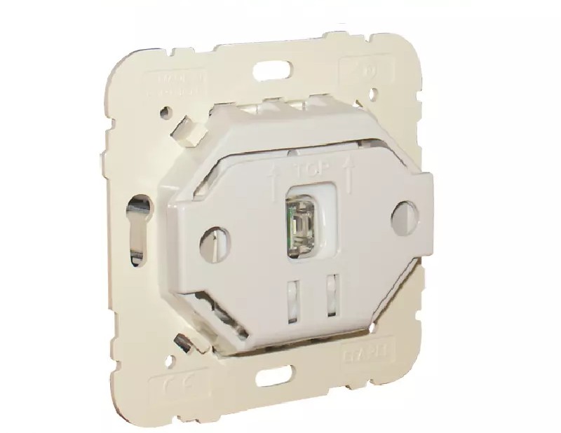 CARTE POUR INTERRUPTEUR CARD-SYSTEM Réf 21999 EFAPEL 